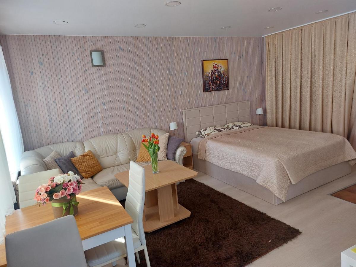 Nida Guesthouse At Loreta Buitenkant foto